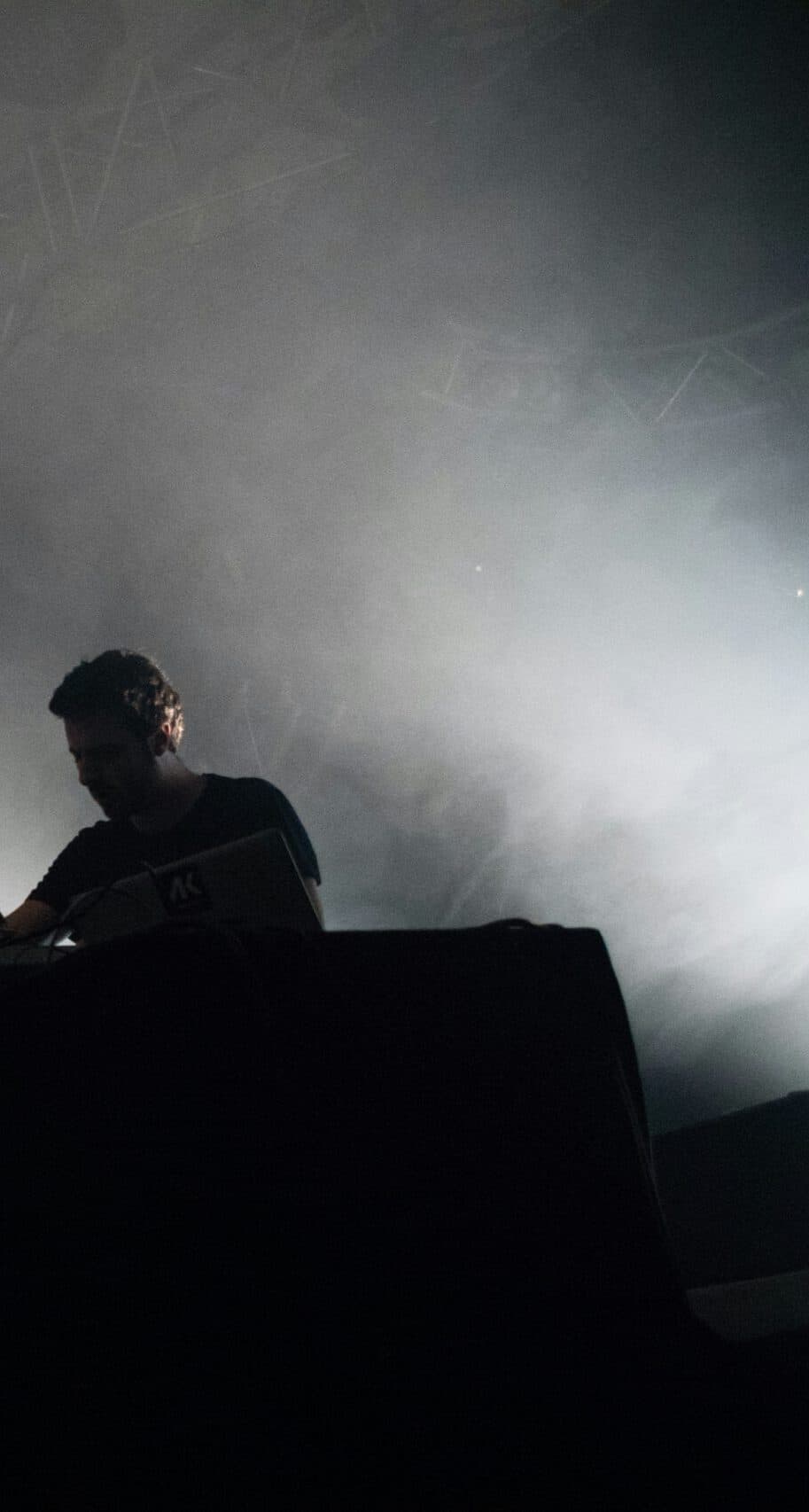 DJ Jusch beim Auflegen